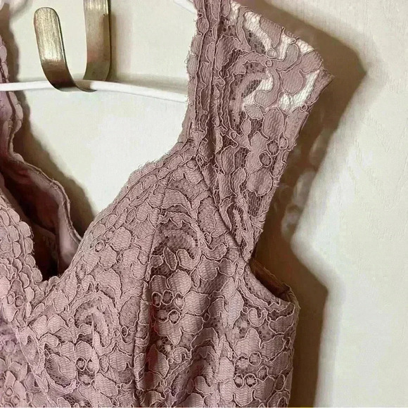 David Bridal Gown Women 14 Lilac Crochet Zip Back Maxi Slit Formal Bridal Dress - Picture 3 of 10